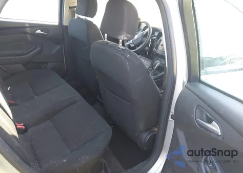 2017 Ford Focus Se z USA, uszkodzony, nr VIN 1FADP3F22HL323859